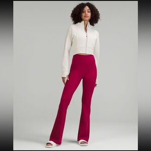 Lululemon Groove Nulu Super-High-Rise Flared Pant Regular